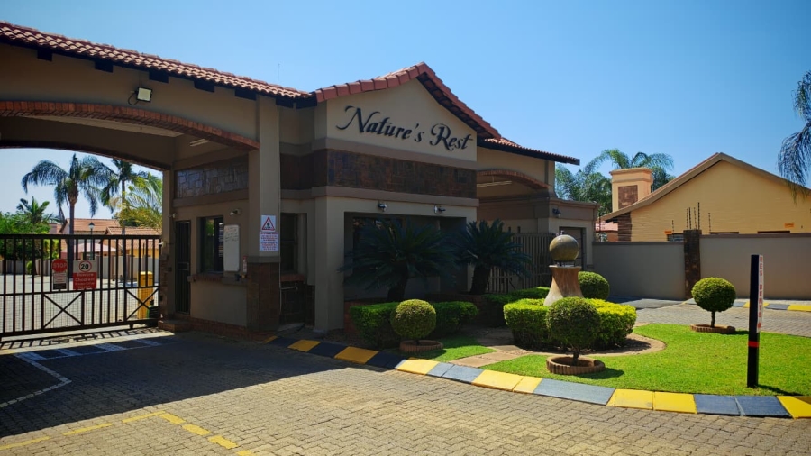 3 Bedroom Property for Sale in Waterval East North West